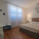 Catkapi Ciftlikkoey -izmir *