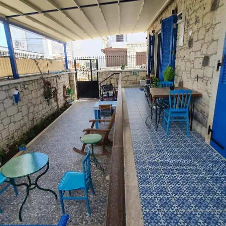 Catkapi Ciftlikkoey -izmir Проживання в сім'ї *