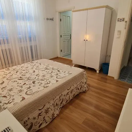 Catkapi Ciftlikkoey -izmir Rum i privatbostad Çeşme