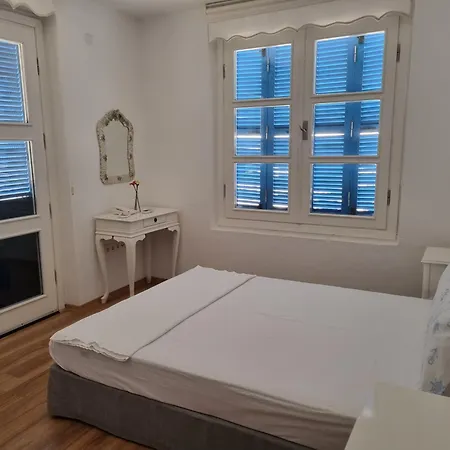 Catkapi Ciftlikkoey -izmir * Cesme