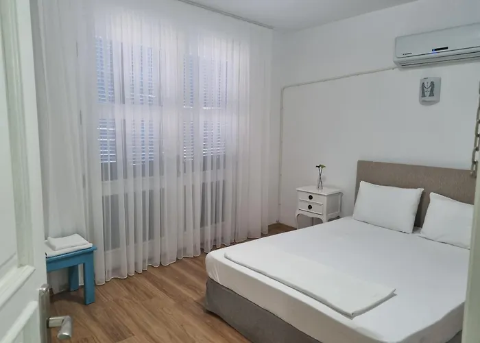 Catkapi Ciftlikkoey -izmir 民宿 Çeşme